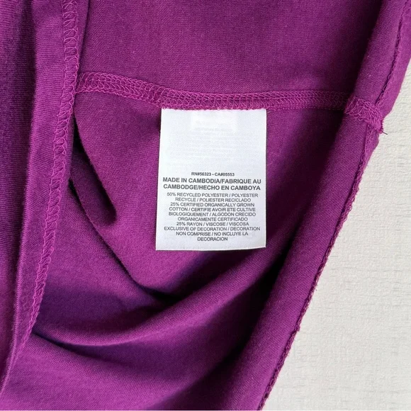 Women’s Nike Tank - Picture 4 of 7